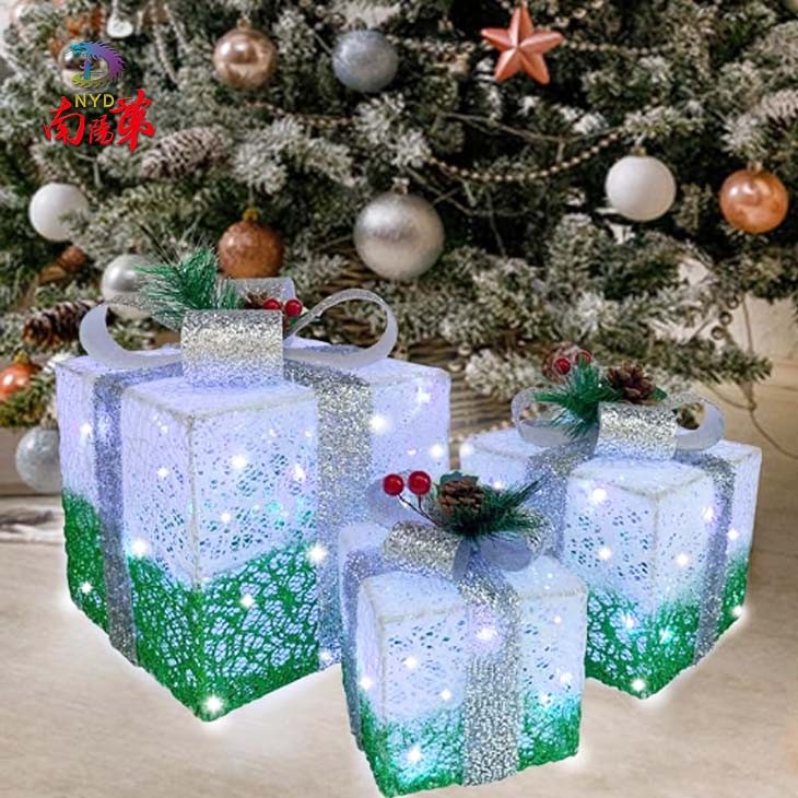 Lighted Gift Boxes Christmas Decorations for Christmas trees